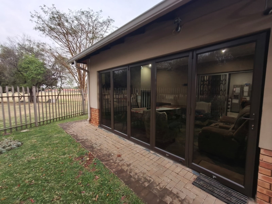 3 Bedroom Property for Sale in Waterkloof North West